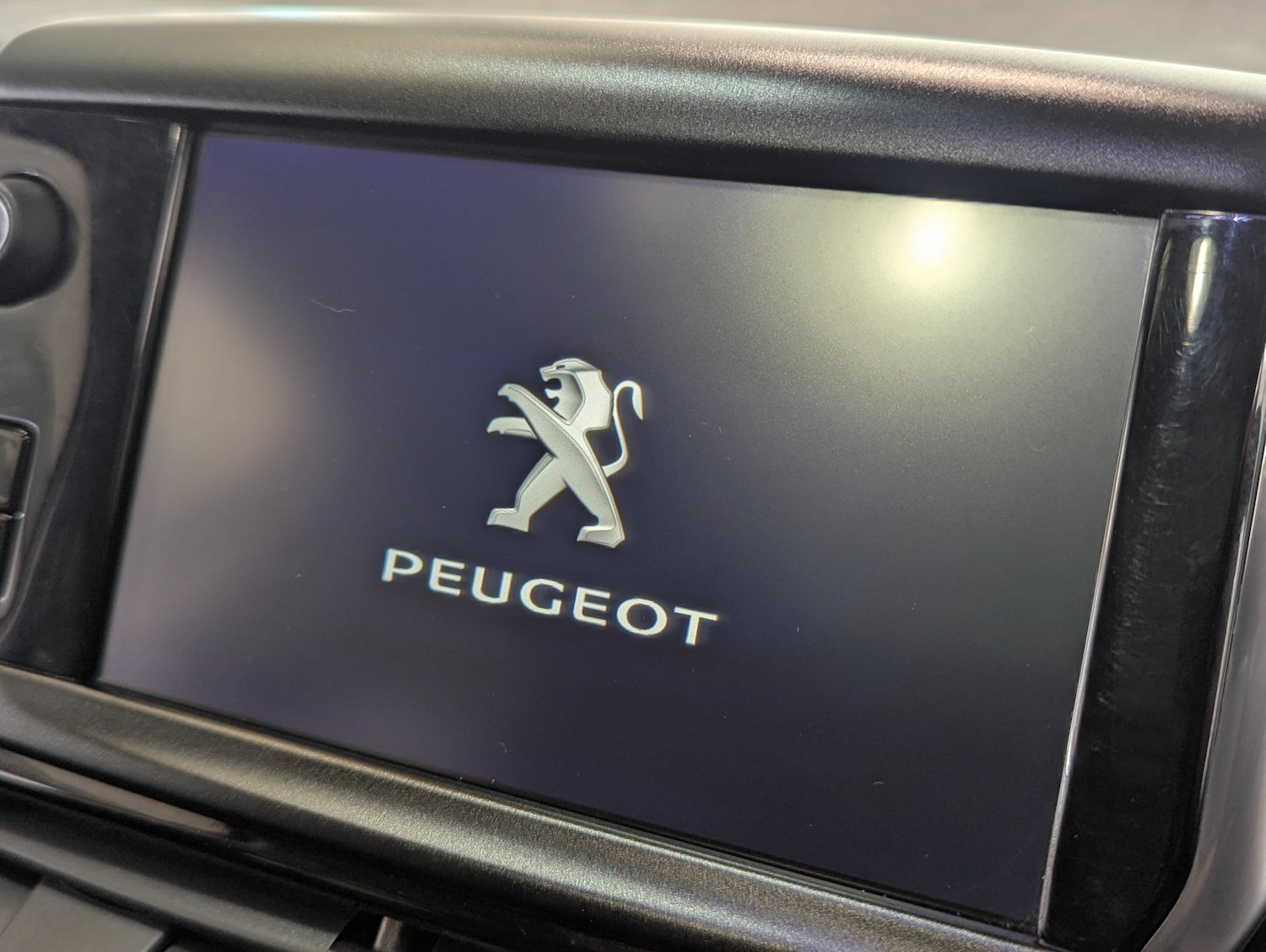 Used Peugeot 2008 2016 for sale - 76557827: Photo 33
