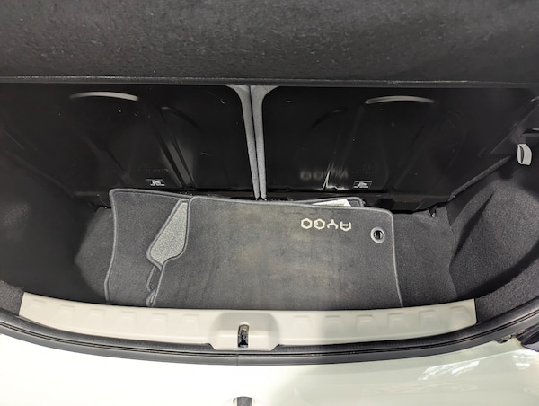 Used Toyota AYGO 2019 for sale - 73035279: Photo 11