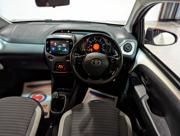 Used Toyota AYGO 2019 for sale - 73035279: Photo 16