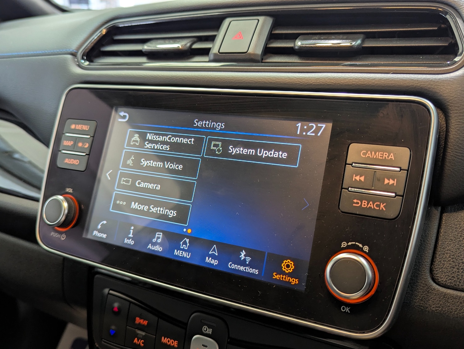 Used Nissan Leaf 2022 for sale - 77171452: Photo 34