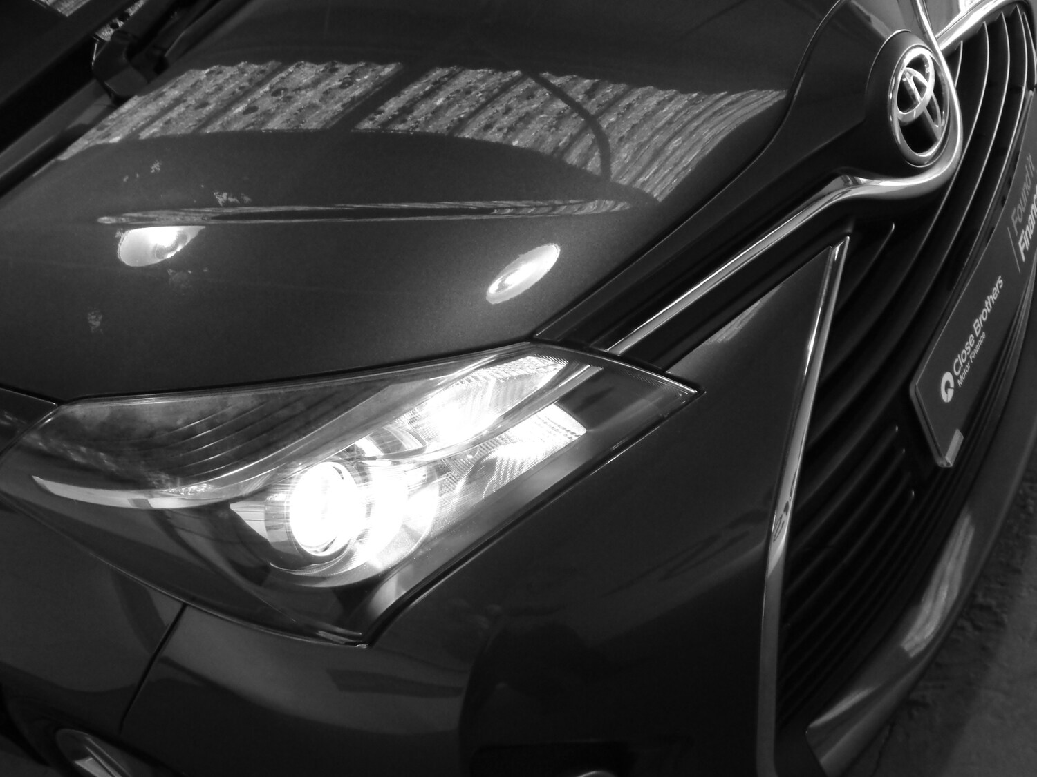 Used Toyota Yaris 2016 for sale - 77462951: Photo 32