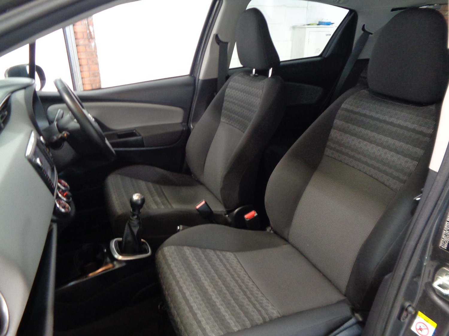 Used Toyota Yaris 2016 for sale - 77462951: Photo 7