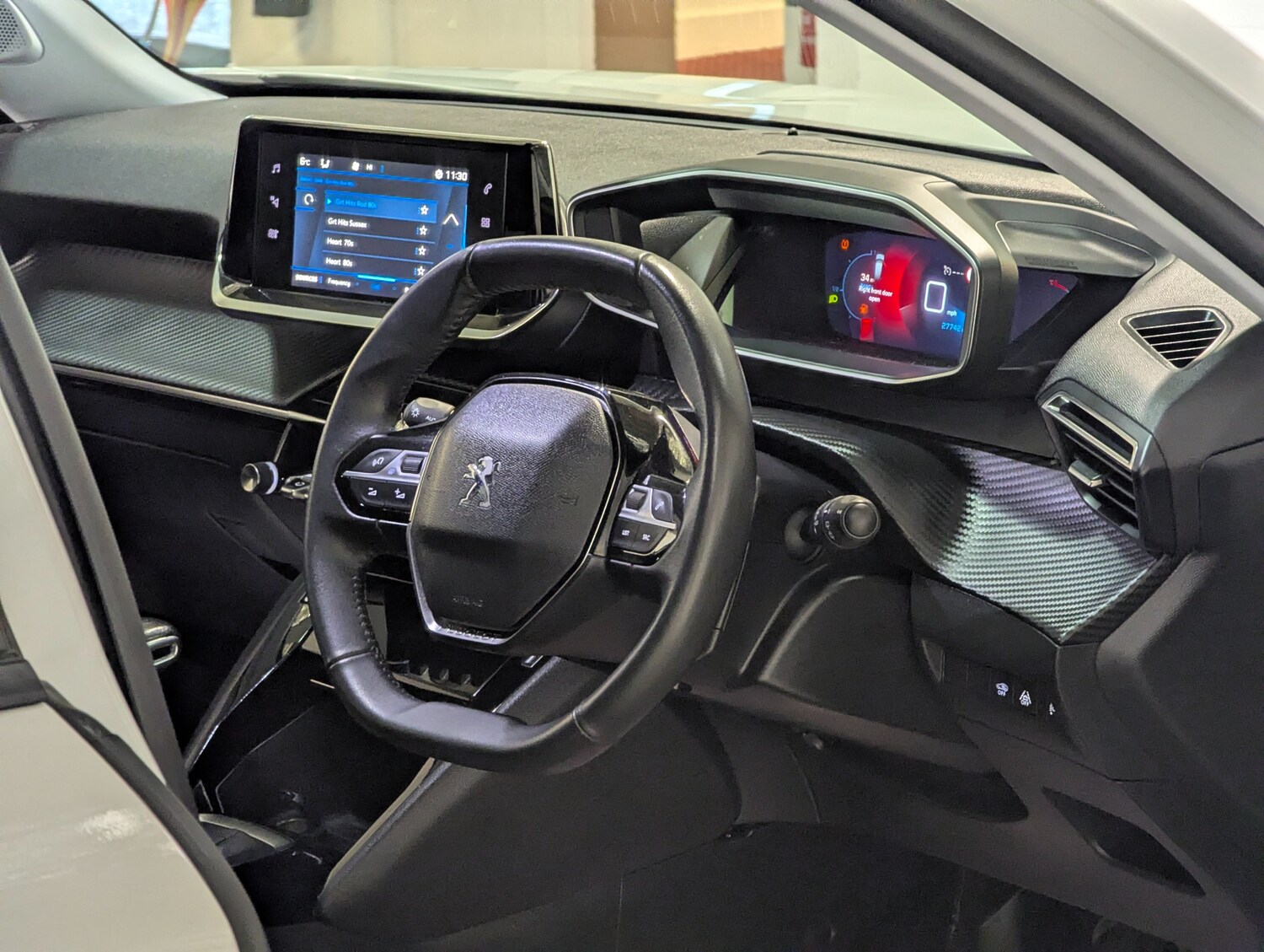 Used Peugeot 2008 2022 for sale - 76739350: Photo 12