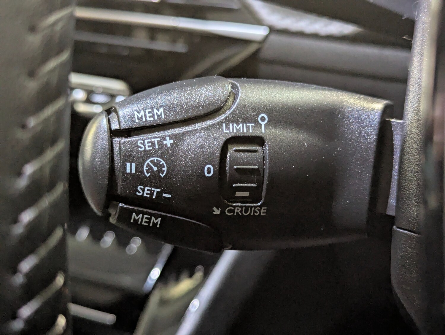 Used Peugeot 2008 2022 for sale - 76739350: Photo 18