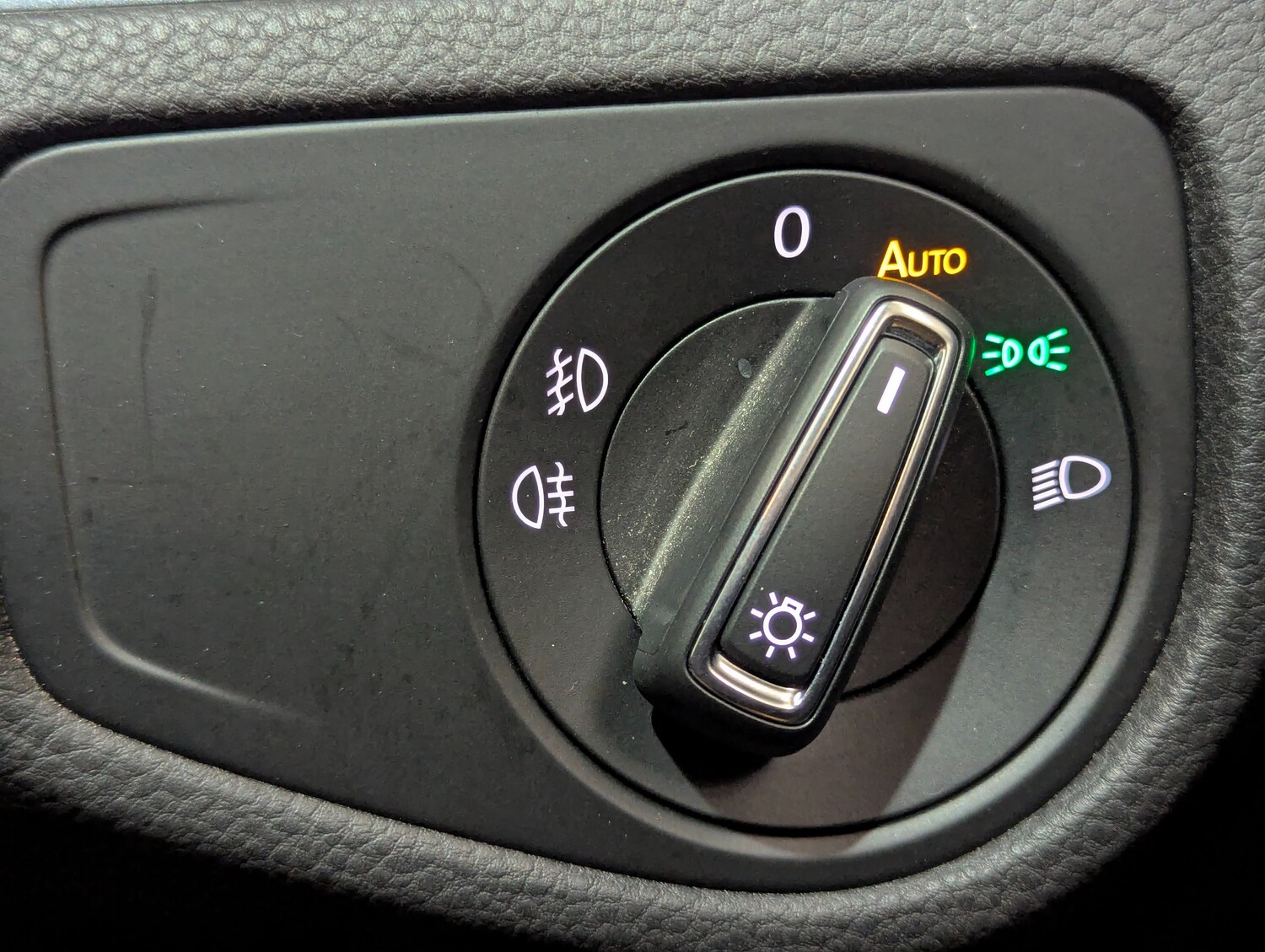 Used Volkswagen Golf 2020 for sale - 77520046: Photo 17