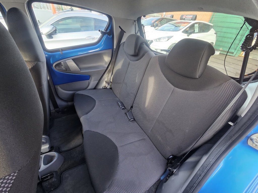 Used Toyota AYGO 2010 for sale - 77394526: Photo 11