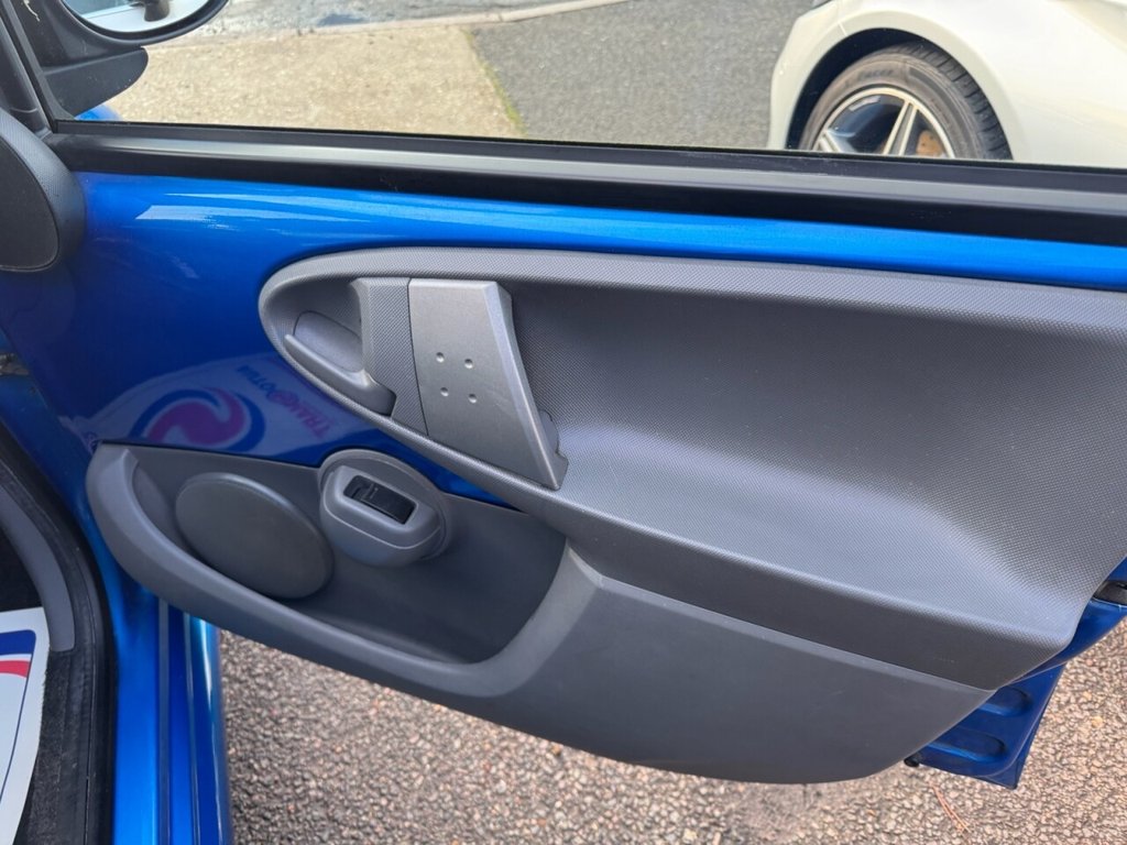 Used Toyota AYGO 2010 for sale - 77394526: Photo 15