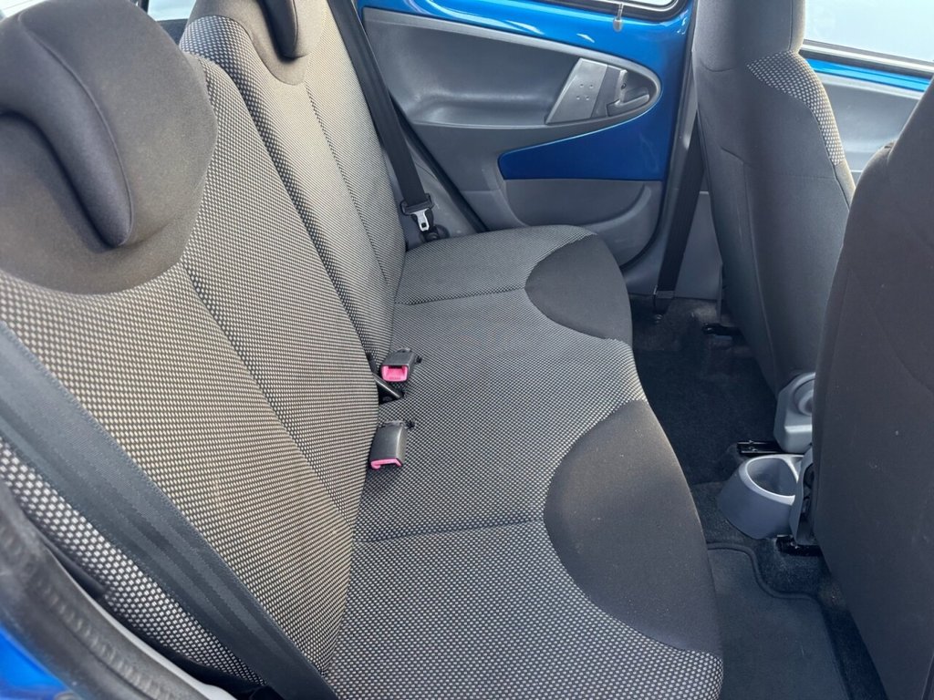 Used Toyota AYGO 2010 for sale - 77394526: Photo 23