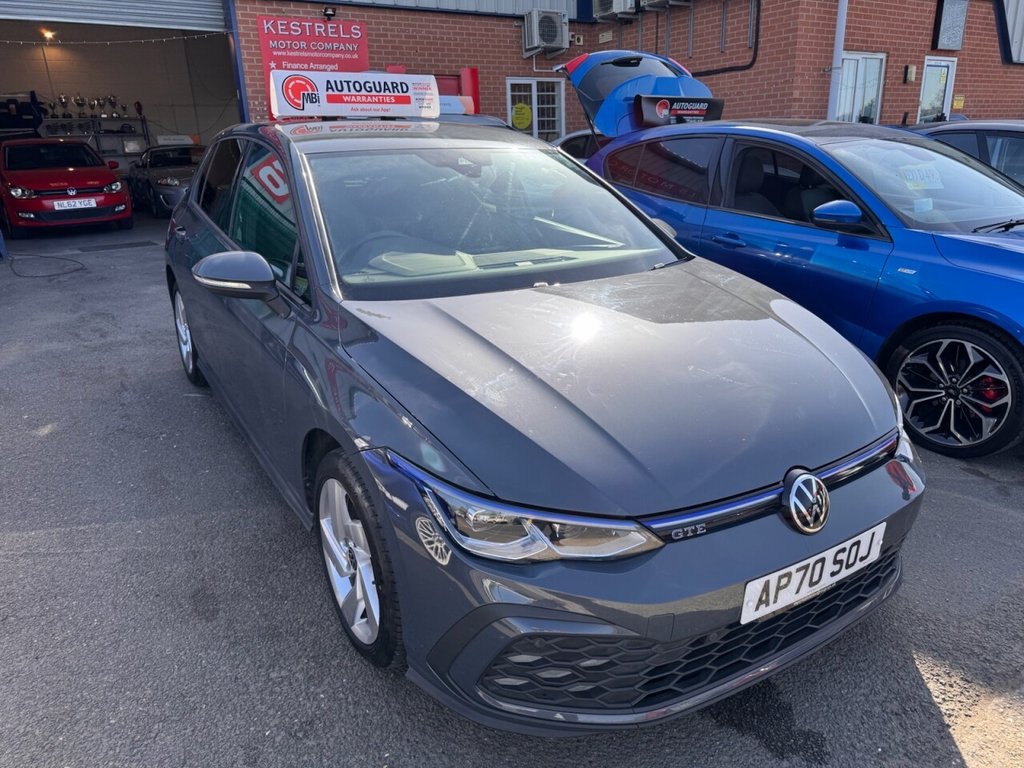 Used Volkswagen Golf 2020 for sale - 78167641: Photo 2