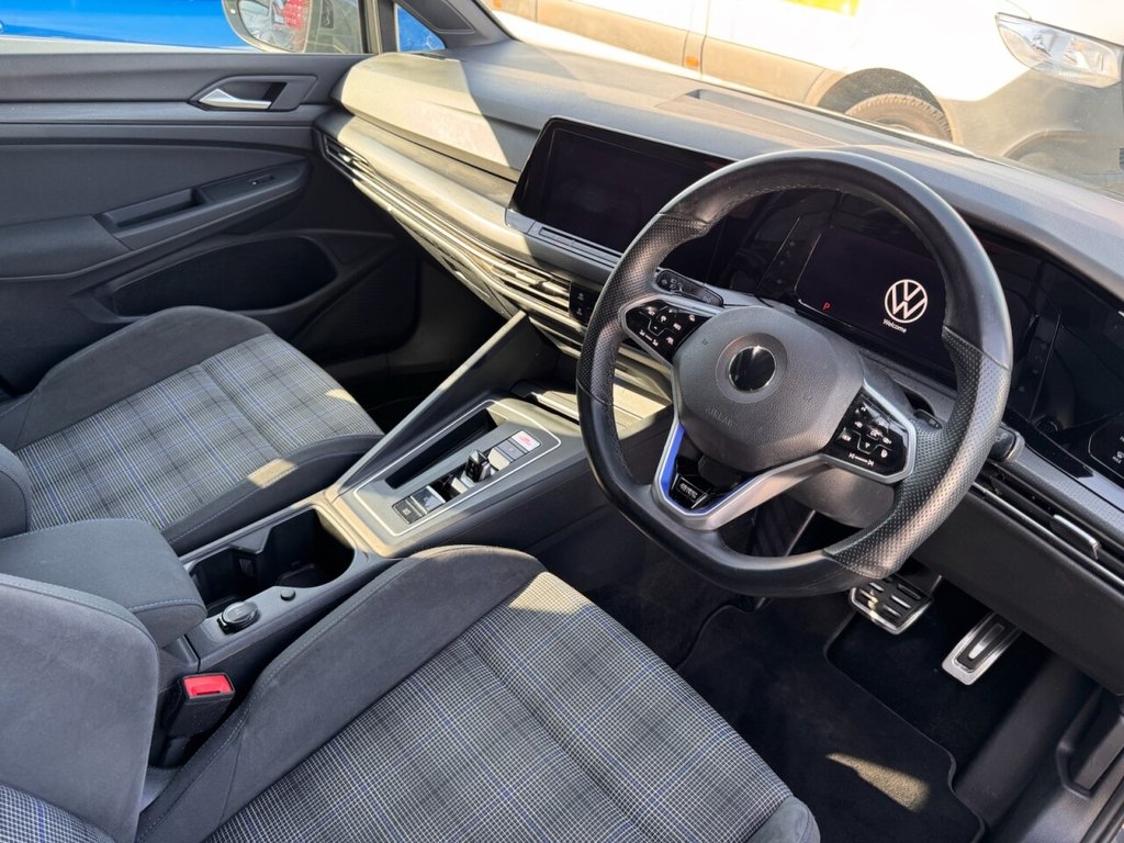 Used Volkswagen Golf 2020 for sale - 78167641: Photo 3