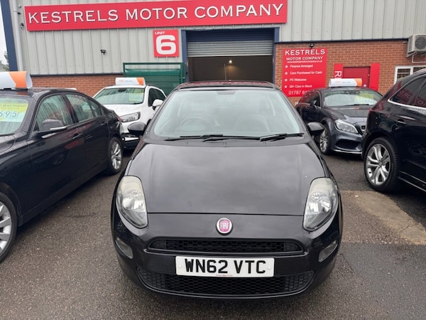 Used Fiat Punto 2012 for sale - 76190437: Photo 11