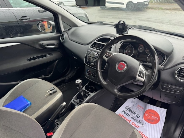 Used Fiat Punto 2012 for sale - 76190437: Photo 3