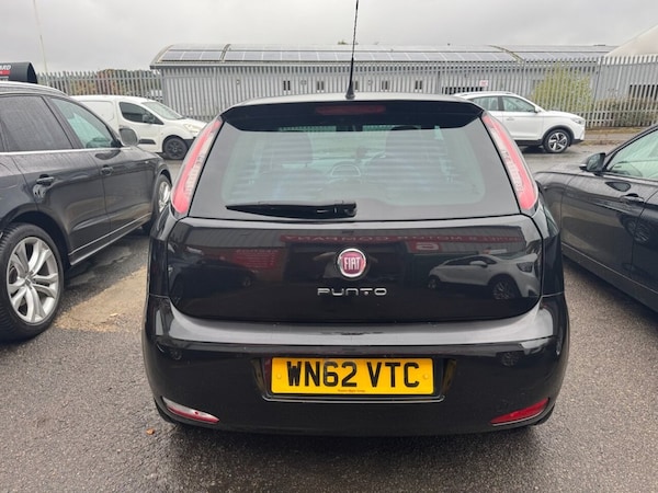 Used Fiat Punto 2012 for sale - 76190437: Photo 7