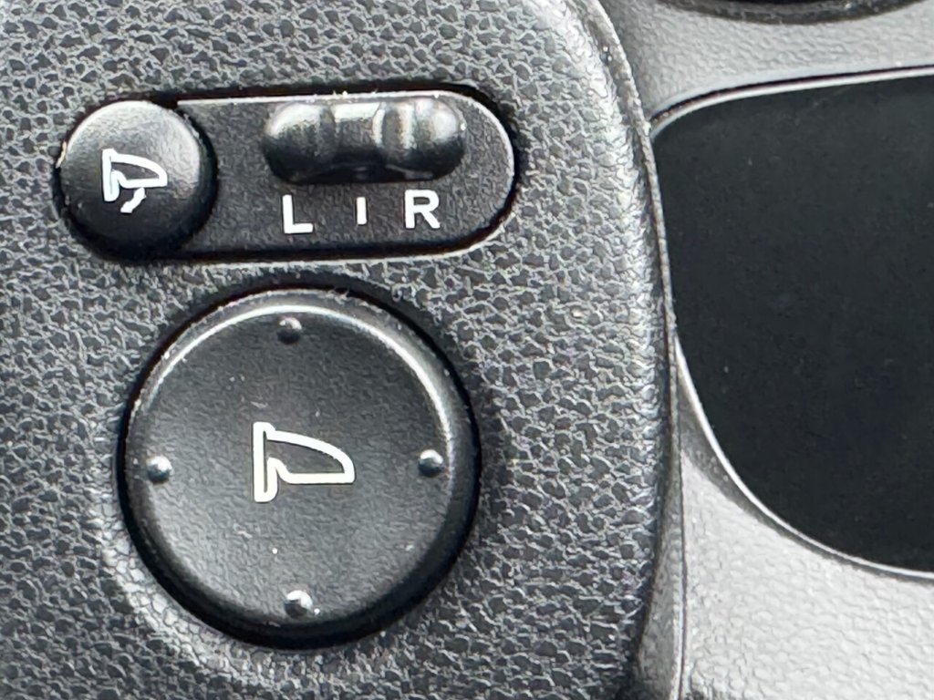 Used Honda Jazz 2015 for sale - 77302355: Photo 23