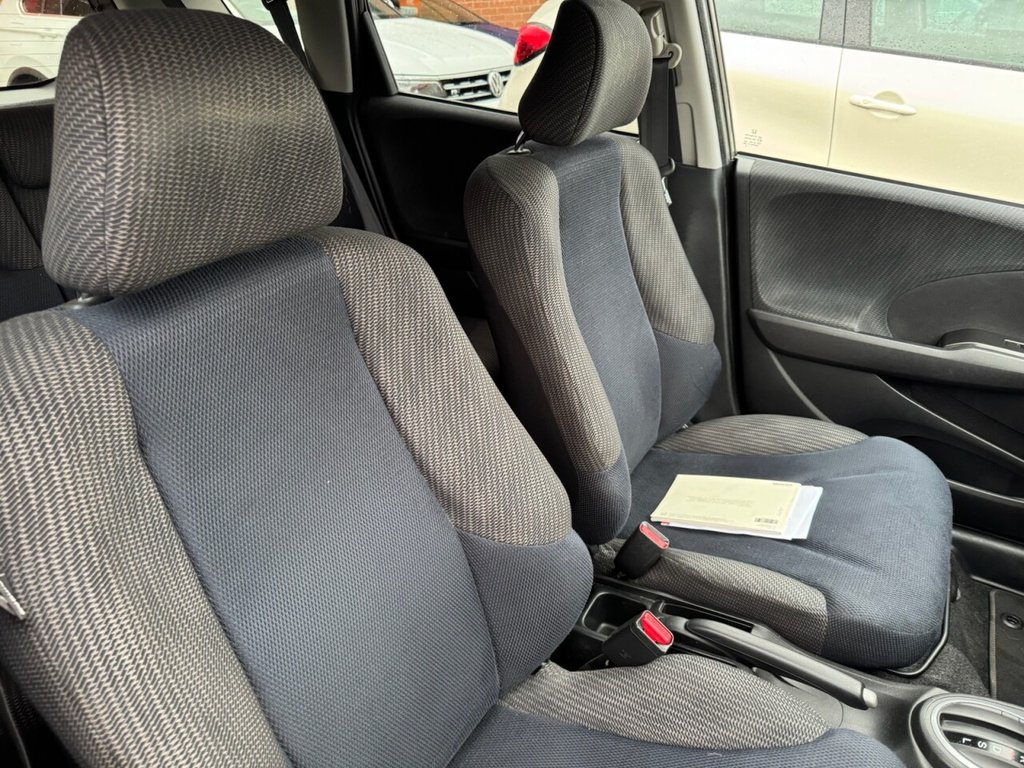 Used Honda Jazz 2015 for sale - 77302355: Photo 27