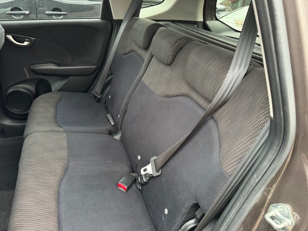 Used Honda Jazz 2015 for sale - 77302355: Photo 33