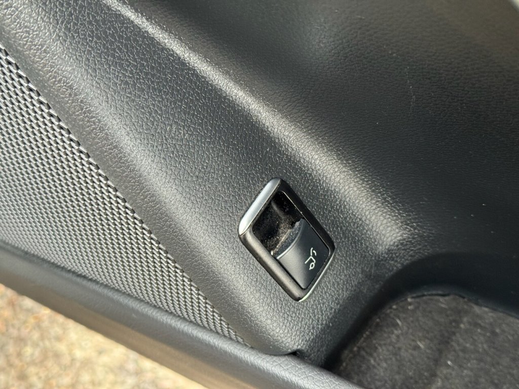 Used Mercedes-Benz GLA 2016 for sale - 77692792: Photo 30