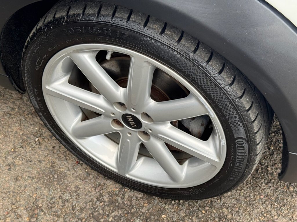 Used MINI Convertible 2015 for sale - 76470466: Photo 11