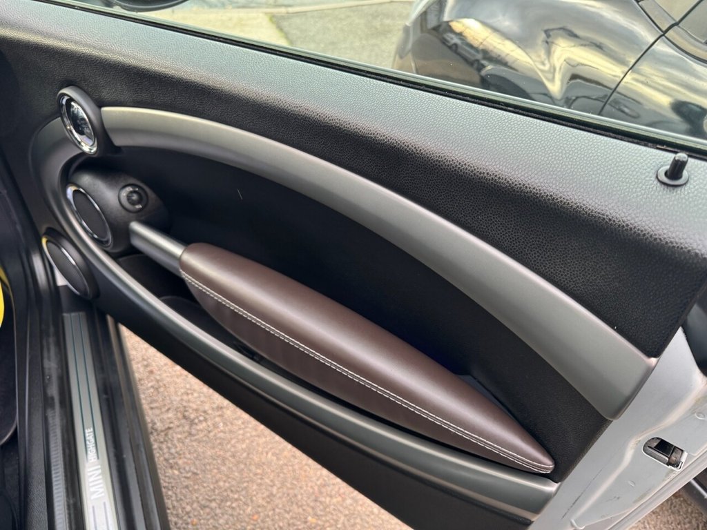 Used MINI Convertible 2015 for sale - 76470466: Photo 17