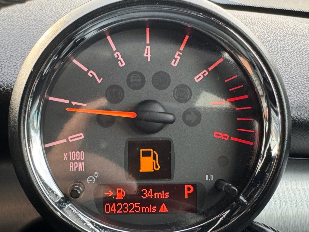 Used MINI Convertible 2015 for sale - 76470466: Photo 28