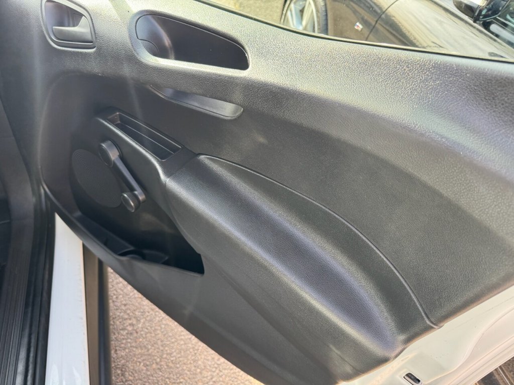 Used Ford Transit Courier 2018 for sale - 76942886: Photo 11