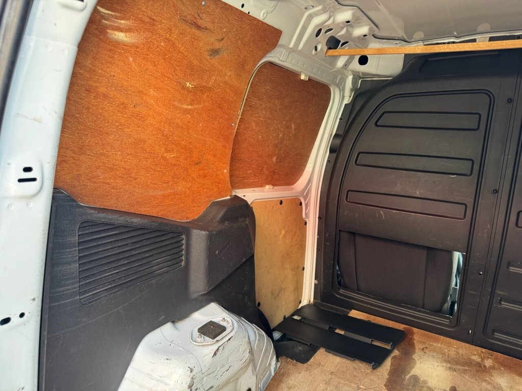 Used Ford Transit Courier 2018 for sale - 76942886: Photo 13