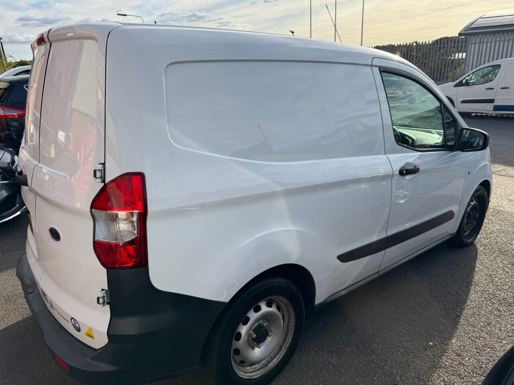 Used Ford Transit Courier 2018 for sale - 76942886: Photo 5