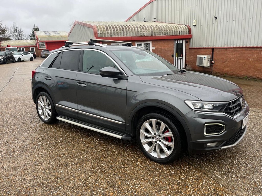 Used Volkswagen T-Roc 2018 for sale - 77157803: Photo 2