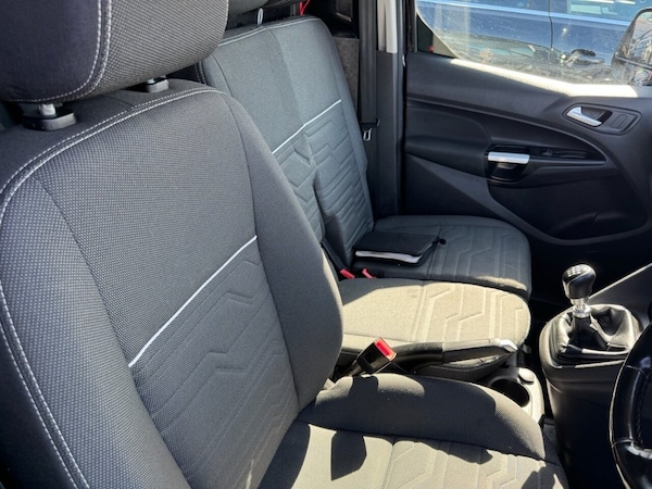 Used Ford Transit Connect 2017 for sale - 76190438: Photo 20