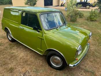 2025 (H7) - Classic Mini Van