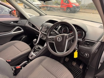 Used Vauxhall Zafira Tourer 2012 for sale - 79192695: Photo