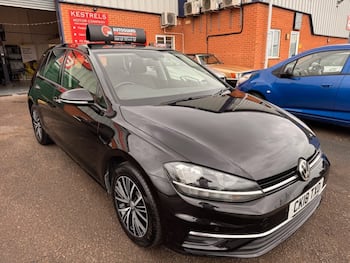 Used Volkswagen Golf 2018 for sale - 79632260: Photo