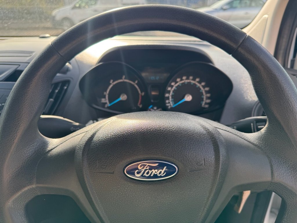 Used Ford Transit Courier 2018 for sale - 76535553: Photo 18