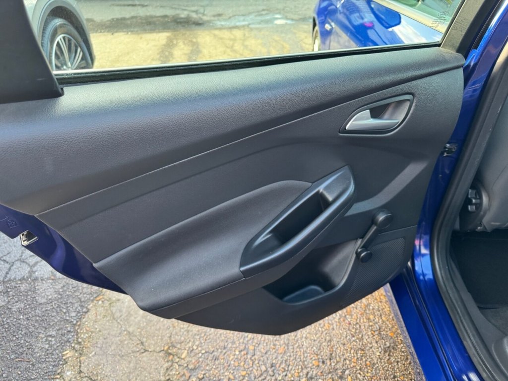 Used Ford Focus 2018 for sale - 76901070: Photo 20