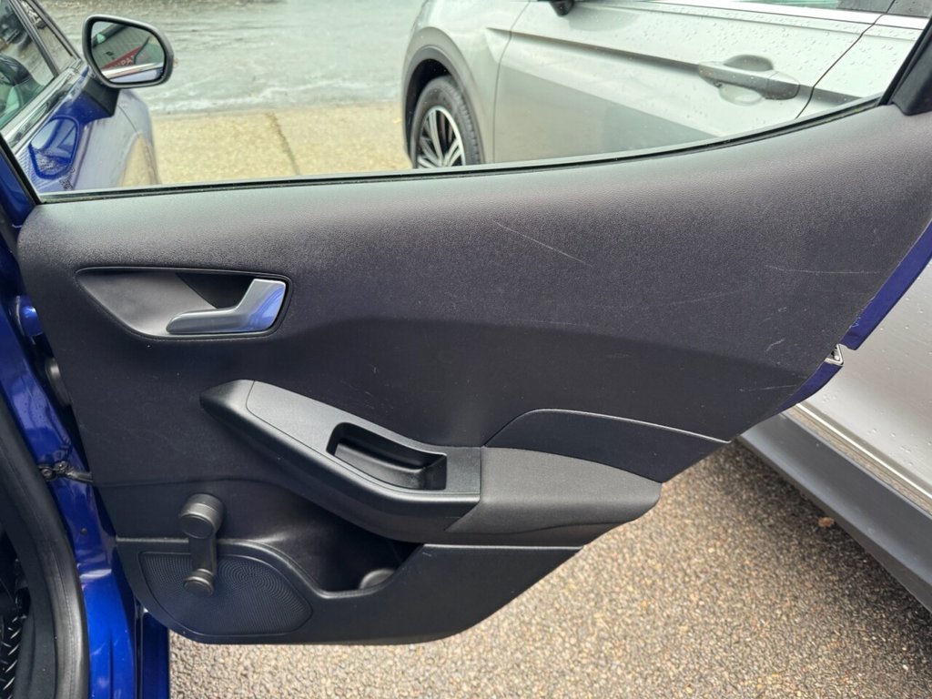 Used Ford Fiesta 2017 for sale - 76848105: Photo 20