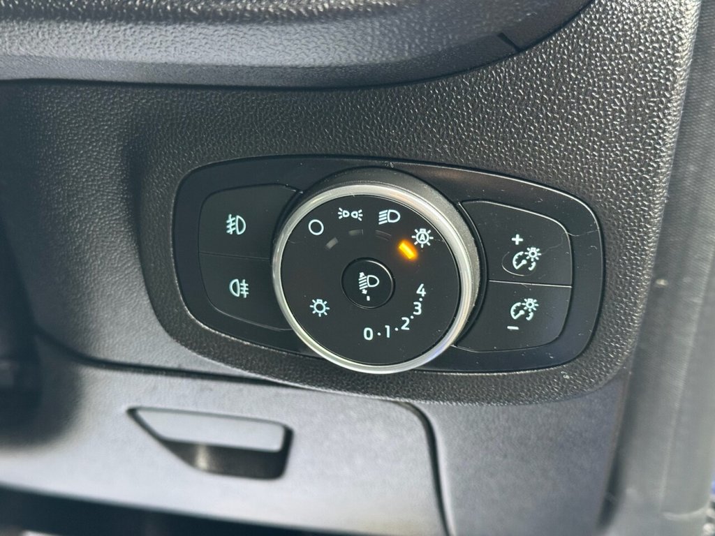 Used Ford Fiesta 2017 for sale - 76848105: Photo 34