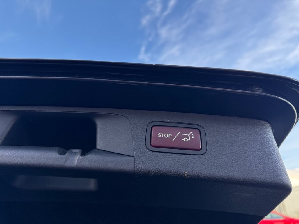 Used Mercedes-Benz E Class 2017 for sale - 76386500: Photo 22