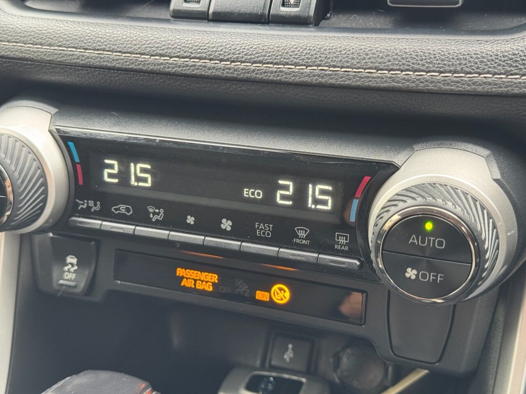 Used Toyota RAV4 2020 for sale - 76496643: Photo 38