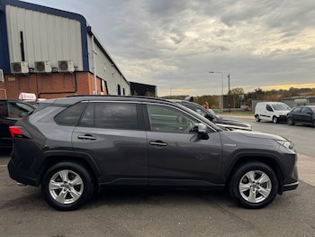 Used Toyota RAV4 2020 for sale - 76496643: Photo