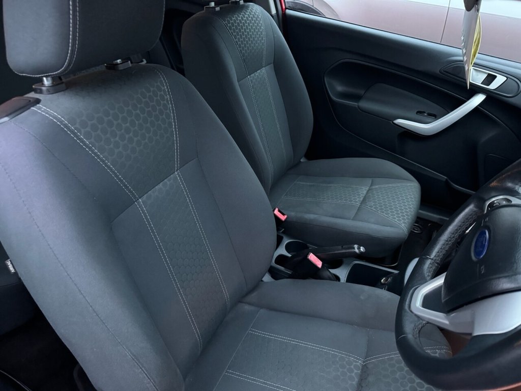 Used Ford Fiesta 2011 for sale - 76868164: Photo 15
