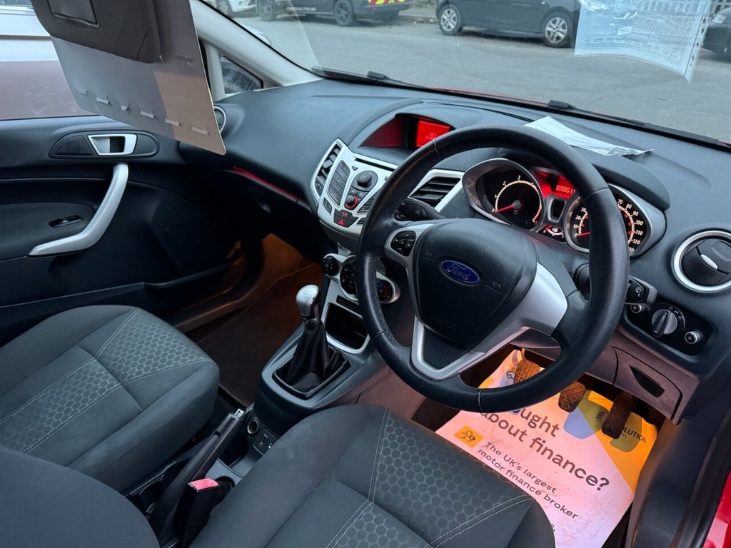 Used Ford Fiesta 2011 for sale - 76868164: Photo 2