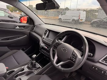 Used Hyundai TUCSON 2017 for sale - 79655336: Photo