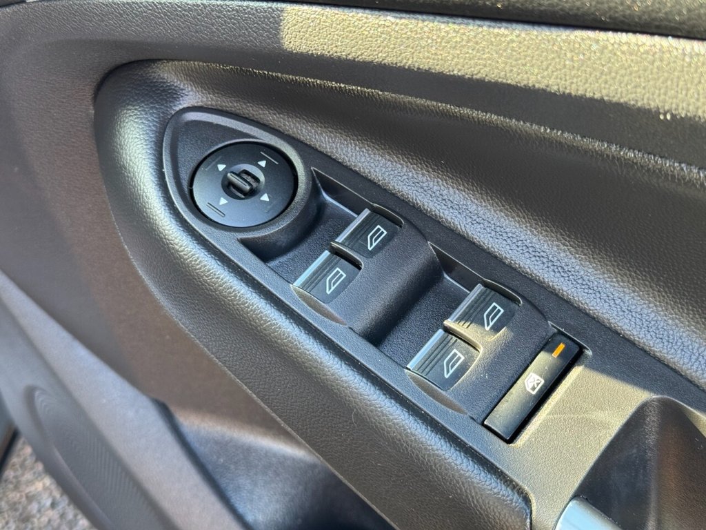 Used Ford Kuga 2017 for sale - 77236309: Photo 19