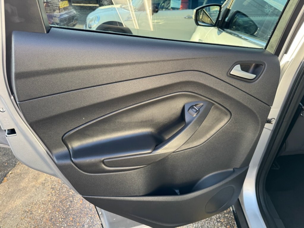 Used Ford Kuga 2017 for sale - 77236309: Photo 25