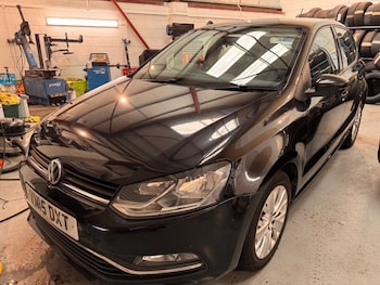 Used Volkswagen Polo 2015 for sale - 78968756: Photo