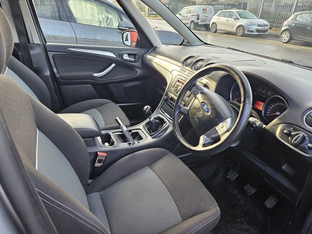 Used Ford Galaxy 2013 for sale - 76841579: Photo 3