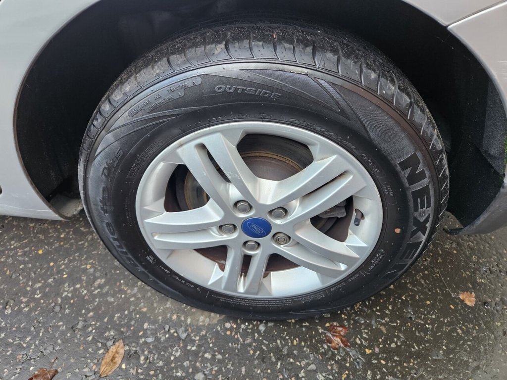 Used Ford Galaxy 2013 for sale - 76841579: Photo 30