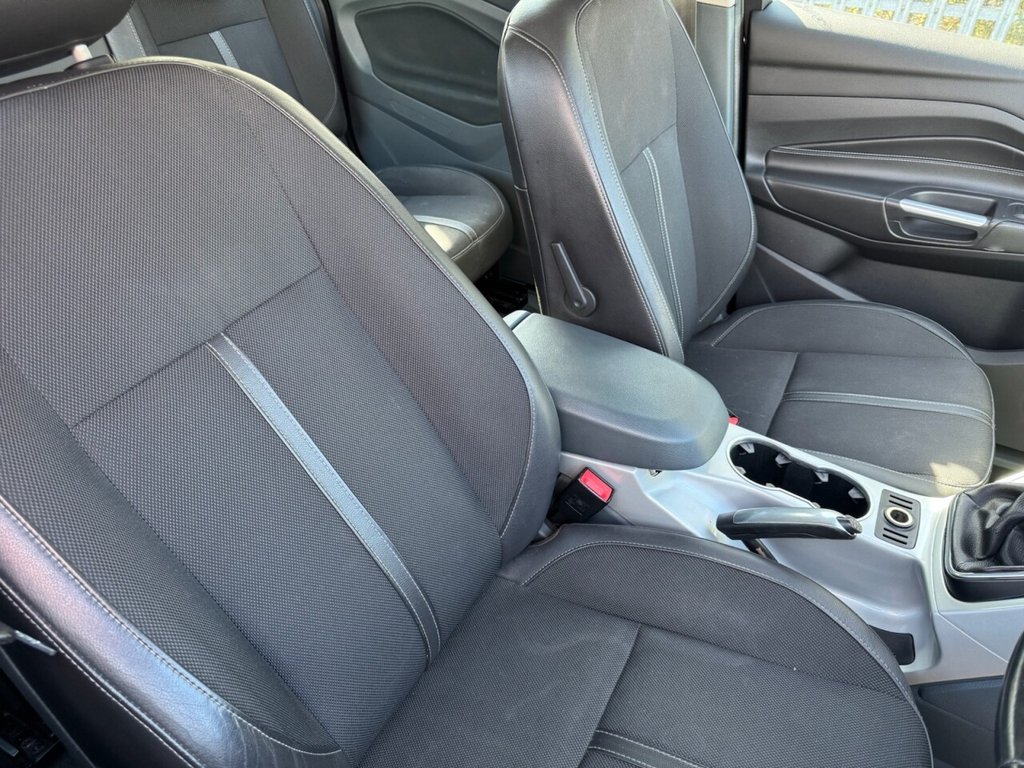 Used Ford Grand C-Max 2011 for sale - 76190436: Photo 12