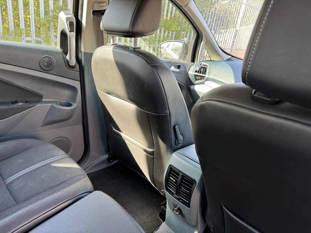 Used Ford Grand C-Max 2011 for sale - 76190436: Photo 18