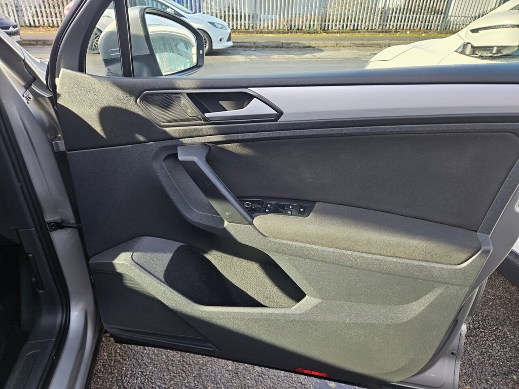 Used Volkswagen Tiguan 2016 for sale - 76841334: Photo 31